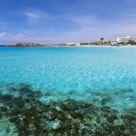 Imagine Your Family Renting A Luxury Holiday Close To Paralimni's Main Attractions, 1288 * 파라림니