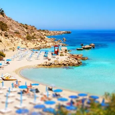 Villa Imagine Your Family Renting A Luxury Holiday Close To Paralimni's Main Attractions, 1288