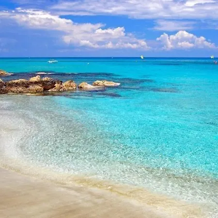 Imagine Your Family Renting A Luxury Holiday Close To Paralimni's Main Attractions, 1288 Villa
